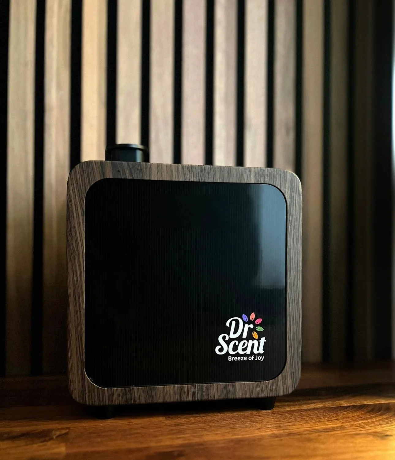 Scent Diffuser DR Pro product photograph
